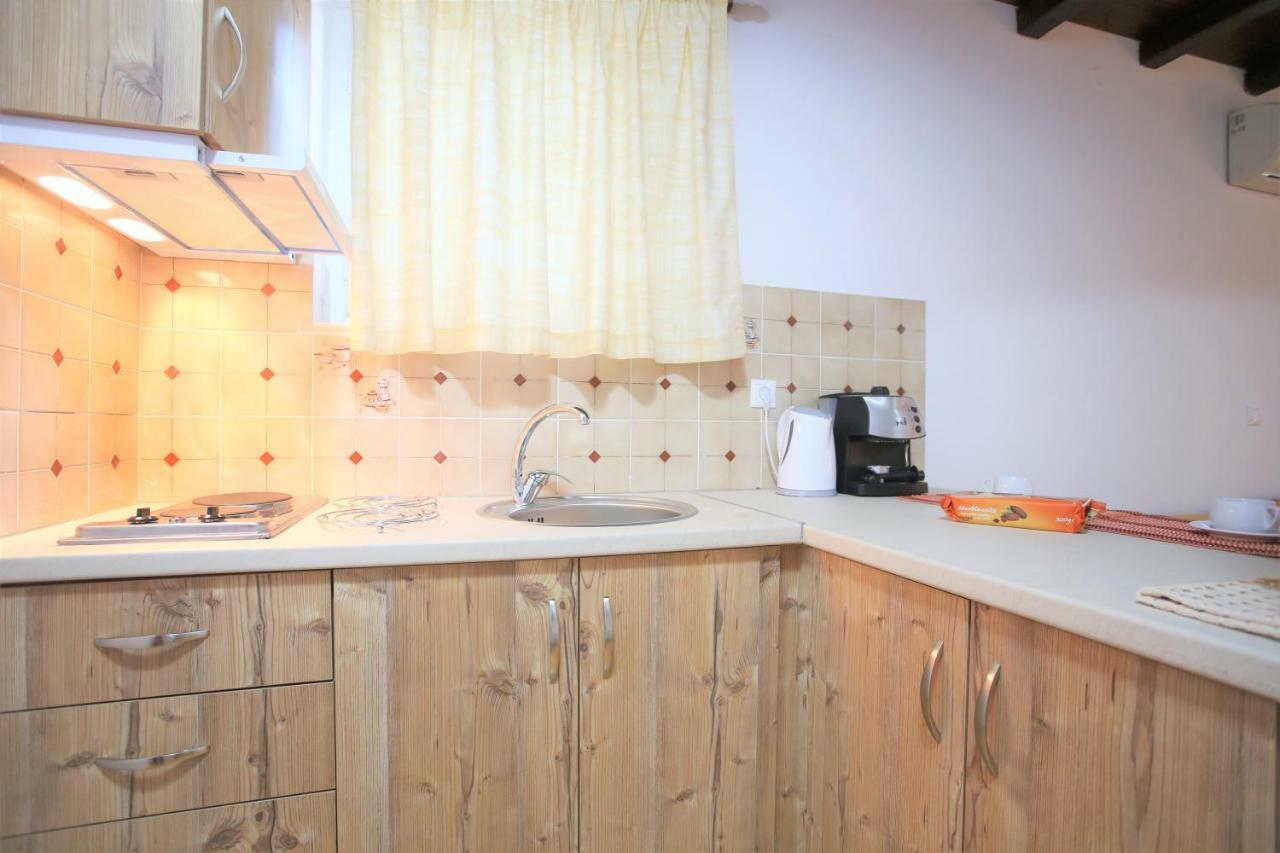 Ioanna Apartamento *